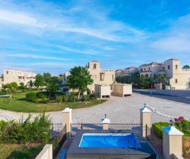 Fairways II Luxury private Pool villa at RAK