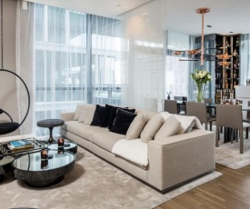 GuestReady - Luxurious Apt in CityWalk by the Mall