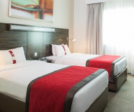 Holiday Inn Express Dubai Internet City, an IHG Hotel