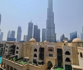 Incredible Stay at Dubai Old town -Souk AlBahar BurjKhalifa Dubai Mall Al Tajer Residences E