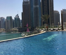 Luton Vacation Homes -Damac Heights, Dubai Marina