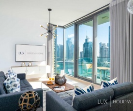 LUX - Contemporary Suite with Full Marina View