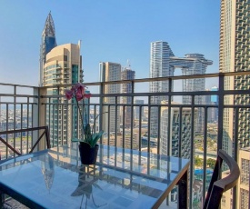 Lux BnB 1BR Apt @ Top Floor Burj & Sea Views Downtown