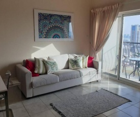 Modern bright one bedroom apartment in JVT