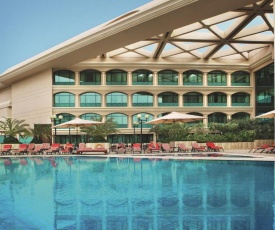 Mövenpick Grand Al Bustan