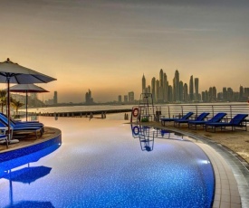 Oceana Residences, Free beach & pool access