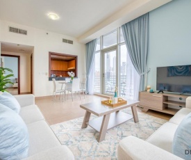 One Bedroom Apartment With Burj Khalifa View in Hamilton Residency by Deluxe Holiday Homes