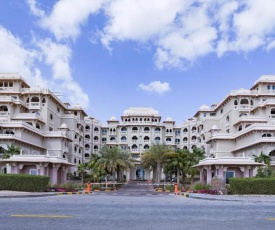 Royal Club By RVHR, Grandeur Residence Crescent Palm Jumeirah