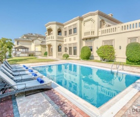 Signature 7BR Villa in Frond F Palm Jumeirah by Deluxe Holiday Homes