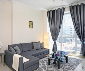 1 Bedroom in Dubai Marina by Deluxe Holiday Homes