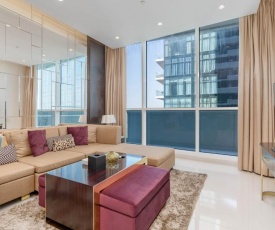 Sophisticated Two Bedroom Apartment in Upper Crest