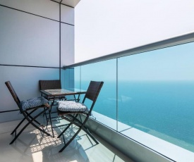 Top Floor Luxury 2BR Beach Apartment with Full Sea View