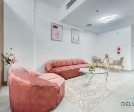 Artsy Studio at Shamal Waves JVC by Deluxe Holiday Homes