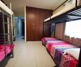 Bed Space For Females Near Metro Station