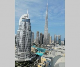 Burj Khalifa & Fountain View 1BR apt The Address