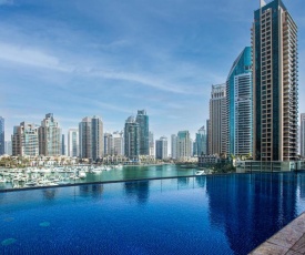 Cayan Tower, Dubai Marina