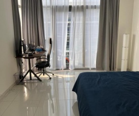 Cozy studio in Damac Hills 1