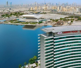 Crowne Plaza Dubai Festival City Mall, Waterfront