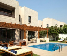 Dubai Creek Club Villas