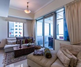 Dubai Marina 2BD with Panoramic Sea Views