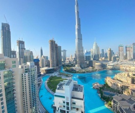 Durrani Homes - Luxury living besides Panoramic Fountain and Burj khalifa view